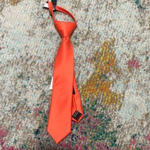 Little boys tie